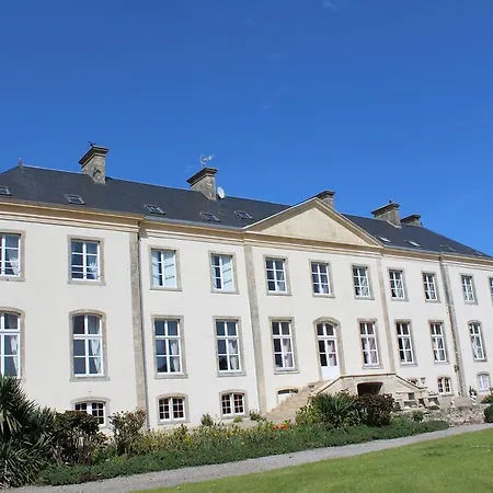 Hotel Du Chateau De Quineville 3*