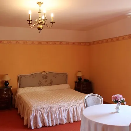 Hotel Du Chateau De Quineville