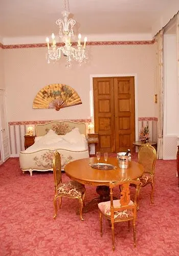 Hotel Du Chateau De Quineville Hotel Quinéville