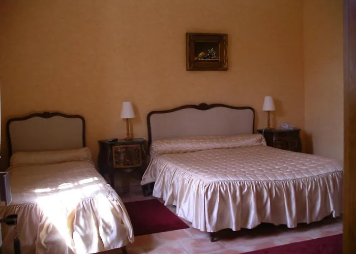 Hotel Du Chateau De Quineville 3*