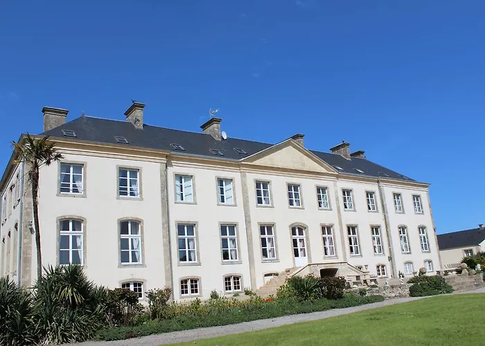 Hotel Du Chateau De Quineville 3*